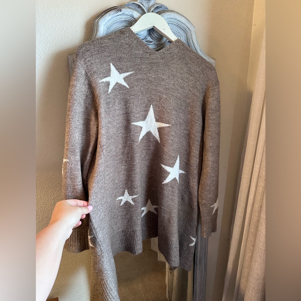 Star Cardigan - Picture 3 of 3
